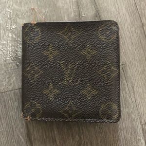 Louis Vuitton Monogram Multiple Wallet **AS IS** 100% Authentic